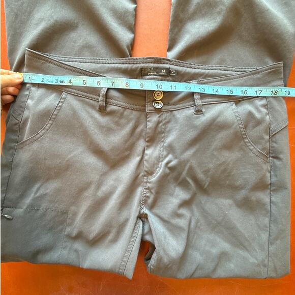 PrAna Halle Roll Pants Sz 14 Short Gray Stretch Zion Hiking Travel Outdoor - Picture 7 of 8